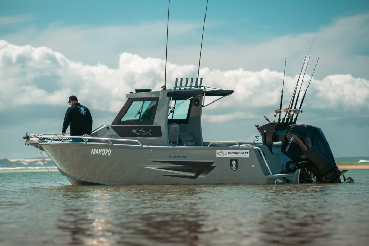 marine boat lake dealership
